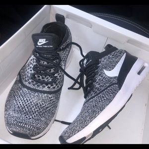 Nike max Thea ultra